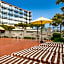 Oakland Airport Executive Hotel