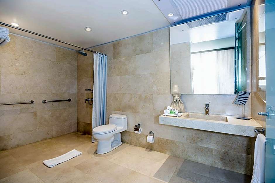 NH Collection Bogota Terra 100 Royal