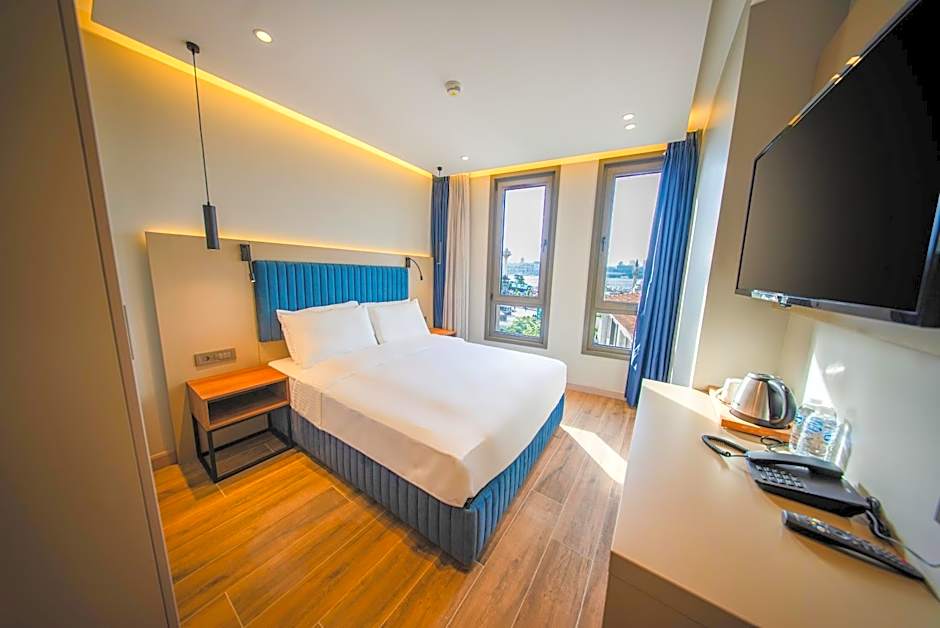 The Palm Bosphorus Hotel