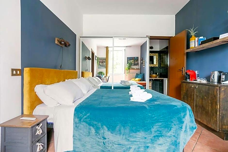 Guest Art Trastevere Station with AC