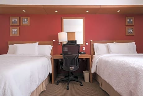 Room with Two Queen Beds - Non-Smoking