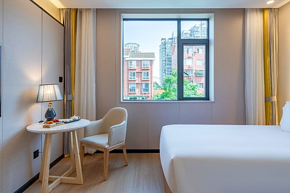 Rezen Select Hotel Mianyang