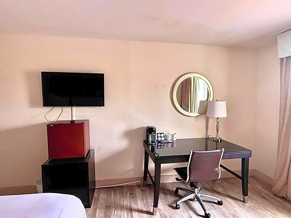 University Inn of Carbondale by Hotel O