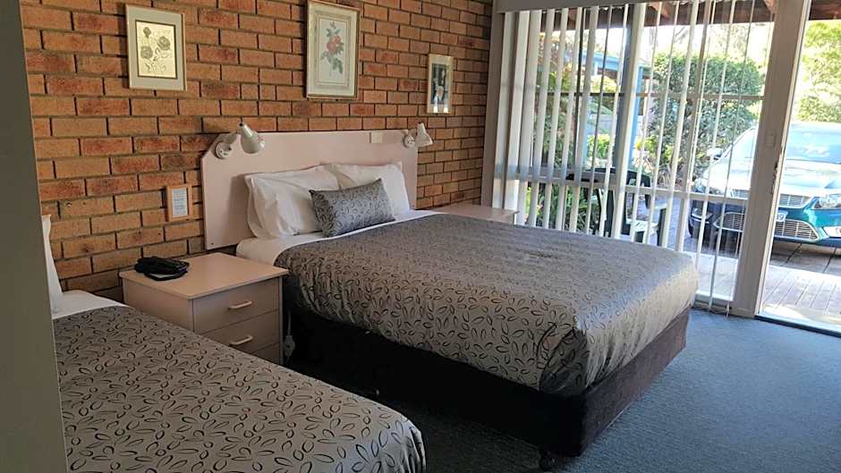 Balnarring Village Motor Inn