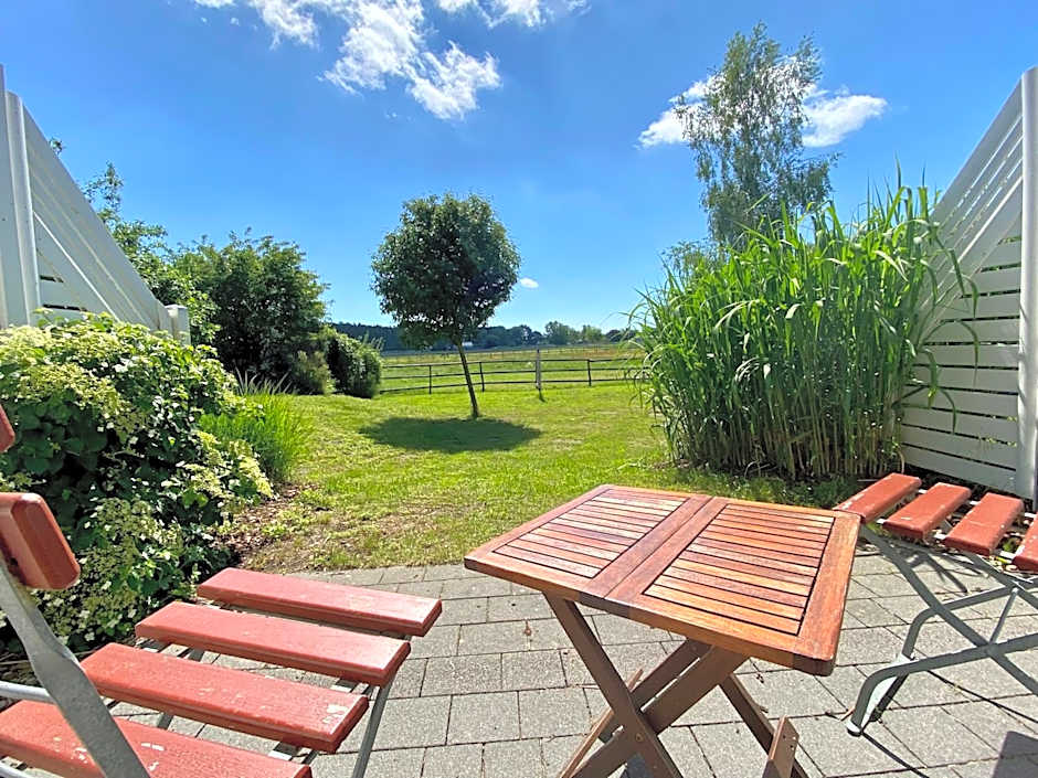 Friesenhof Hotel-Restaurant-Reitanlage