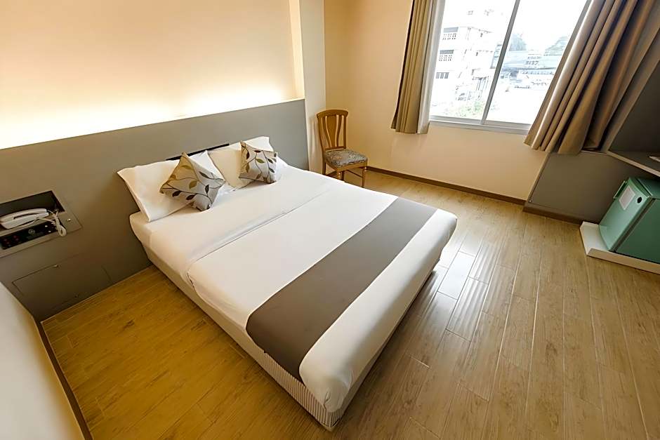 KS Pavilion Hotel