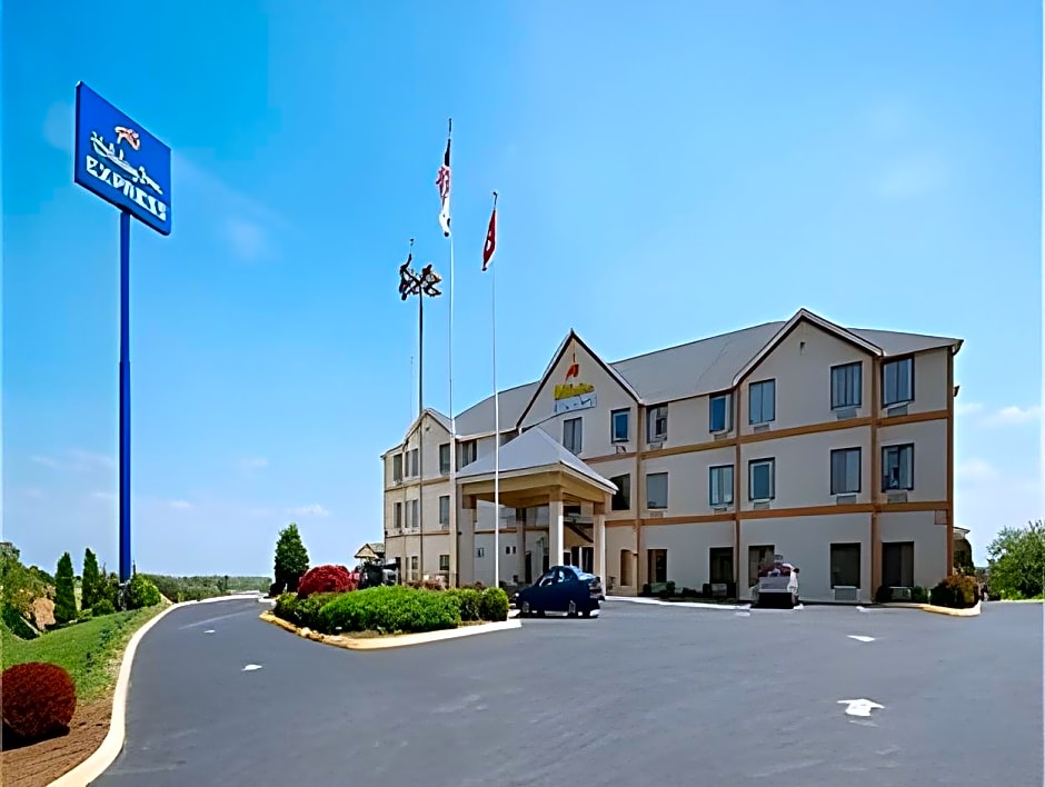 Holiday Inn Express Dandridge