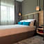THE STAY Boutique Hotel Central Square - Free Compliments - Free Wi-Fi - TOP LOCATION - Nearby Paid Parking