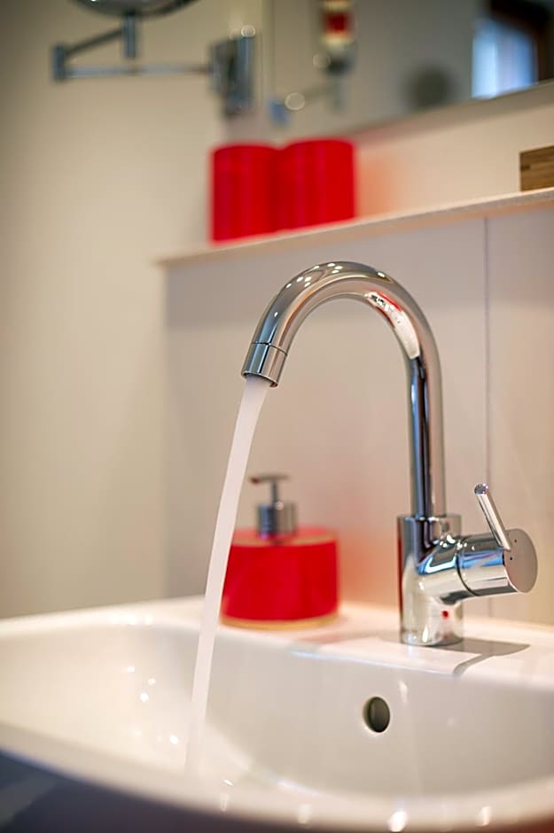 Gasthaus & Pension Alphorn