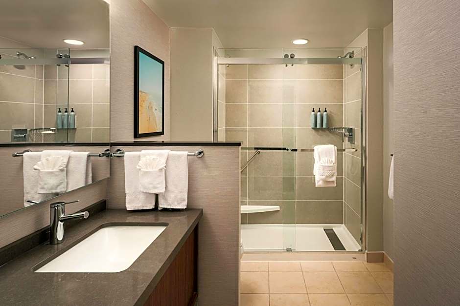 Courtyard by Marriott St. Petersburg Downtown