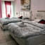 Alexandros Hotel