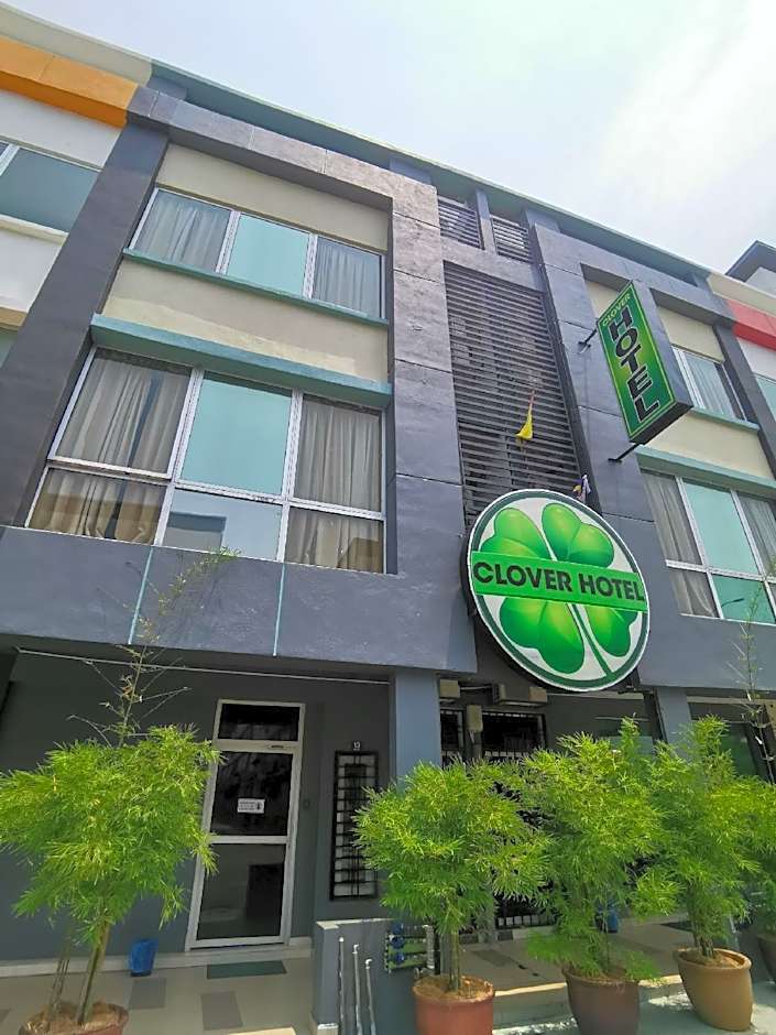 Clover Hotel