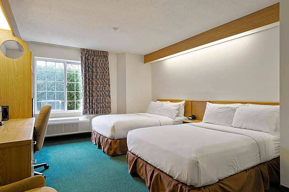 Charlevoix Inn & Suites SureStay Collection by Best Western
