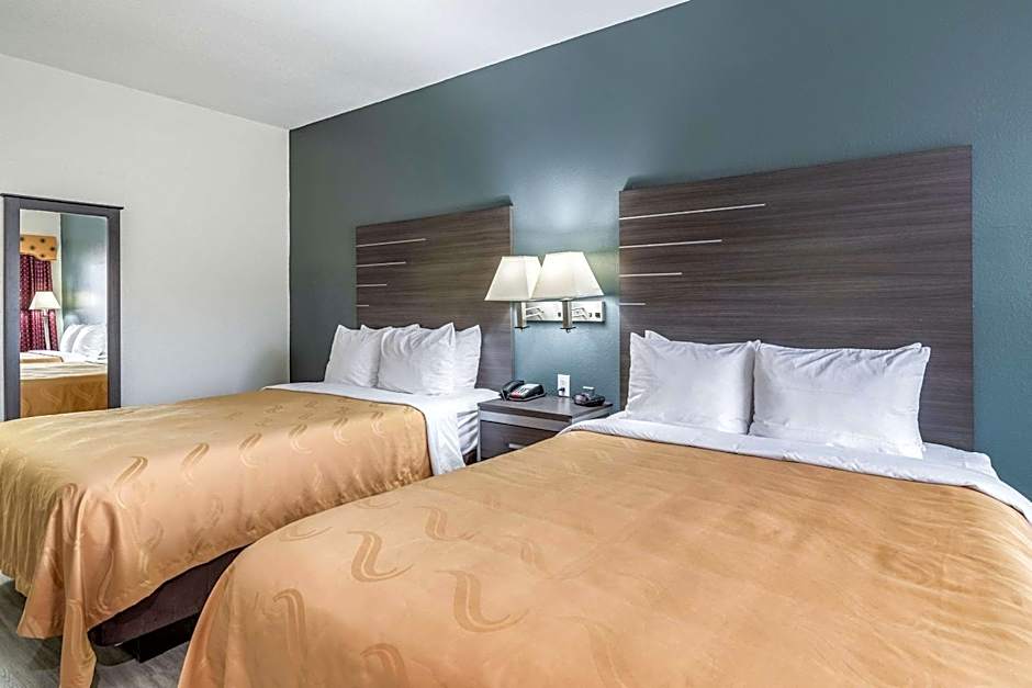 Quality Inn & Suites Canton