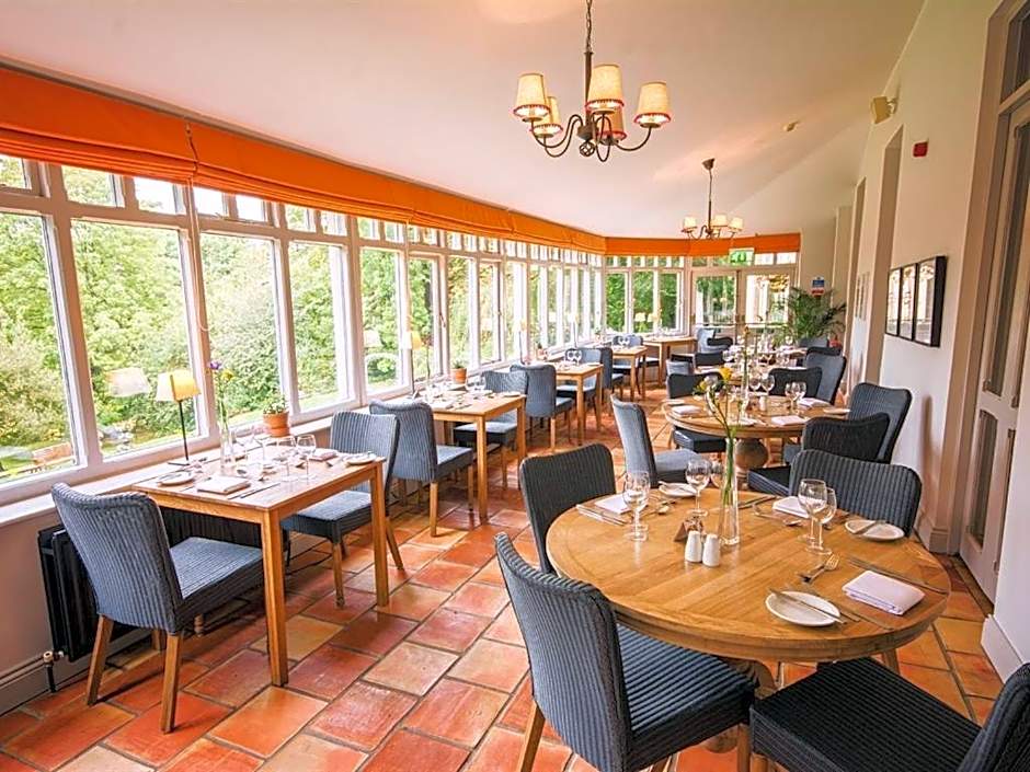 Eslington Manor