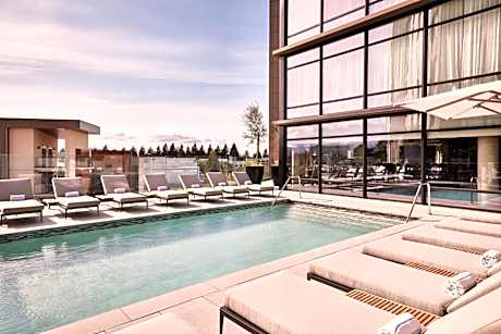 AC Hotel Sunnyvale Moffett Park