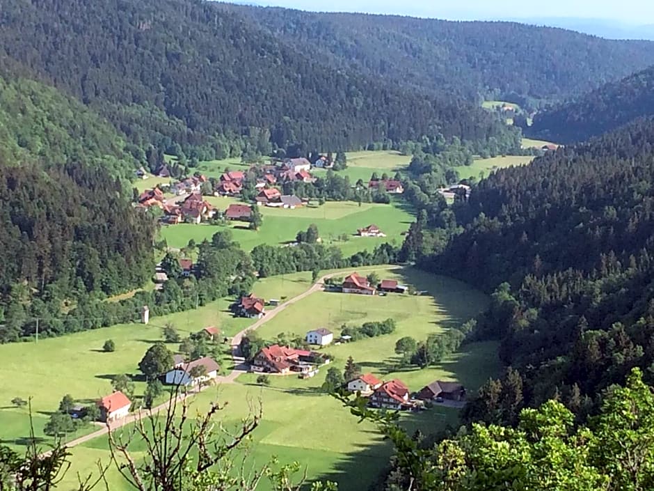 Gästehaus Adler Albtal