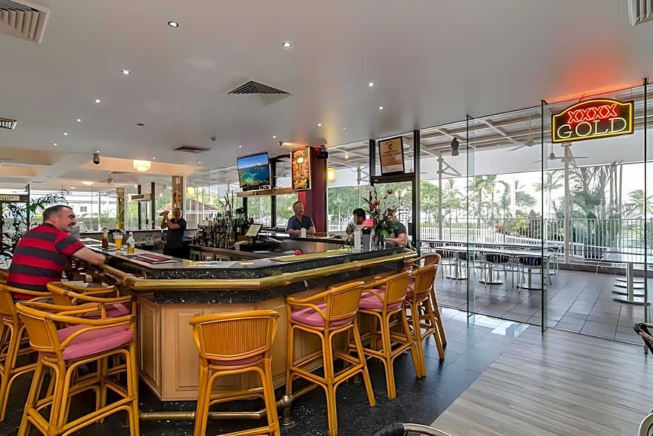 Acacia Court Hotel