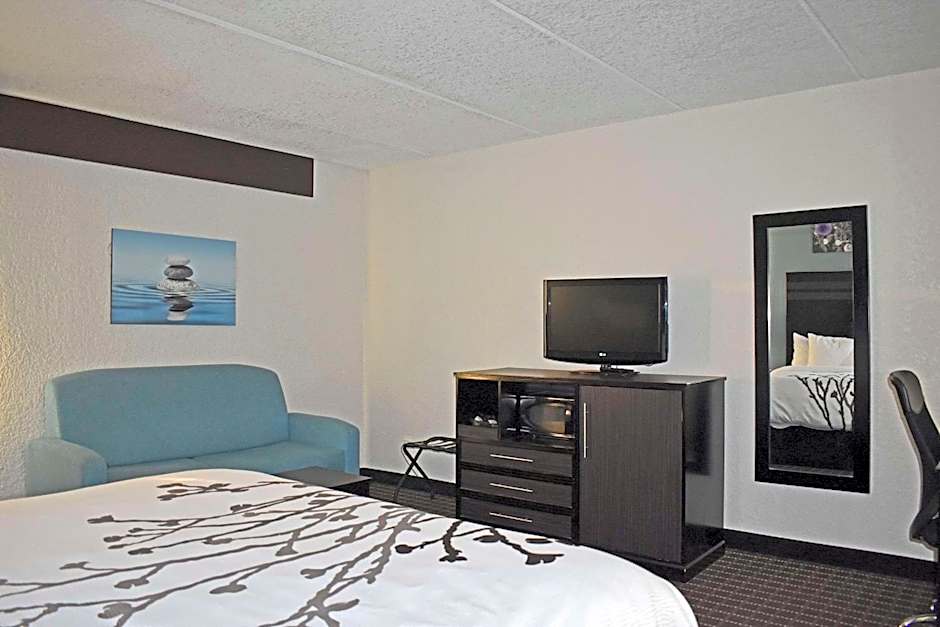 Sleep Inn & Suites West Knoxville