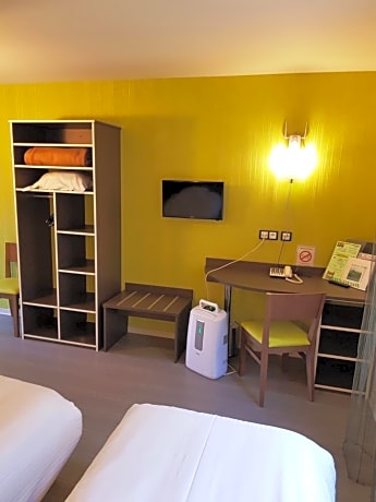 Twin Room with Shower - Disability Access