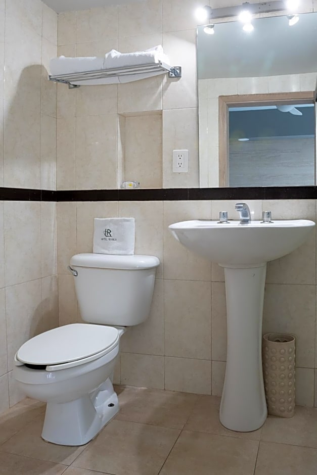 Hotel Roble