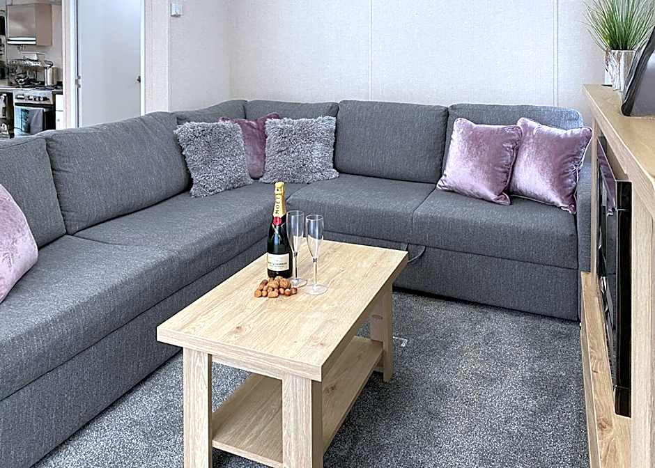 Ogwen Bank Caravan And Lodge Park