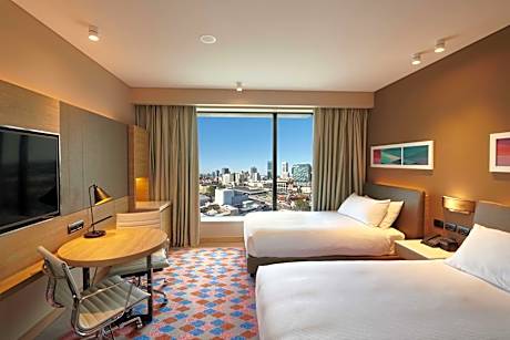 Twin Deluxe Panoramic View High Floor