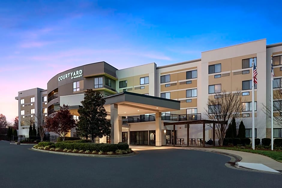Courtyard by Marriott Raleigh North/Triangle Town Center