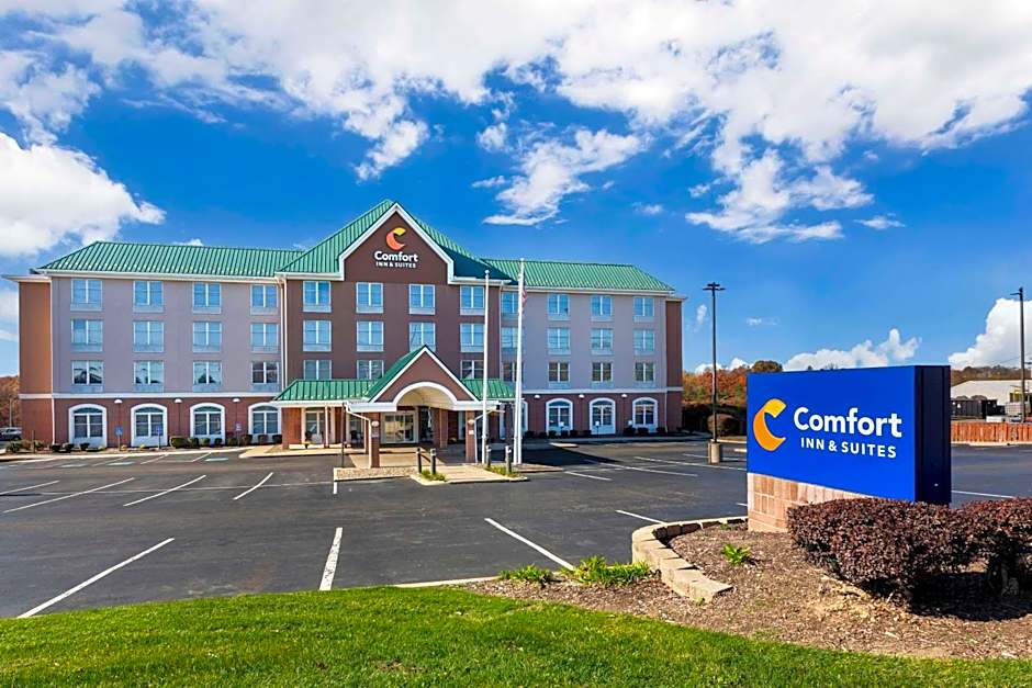 Comfort Inn & Suites Cuyahoga Falls - Akron