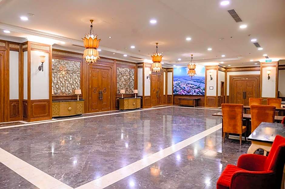 TTC Imperial Hotel