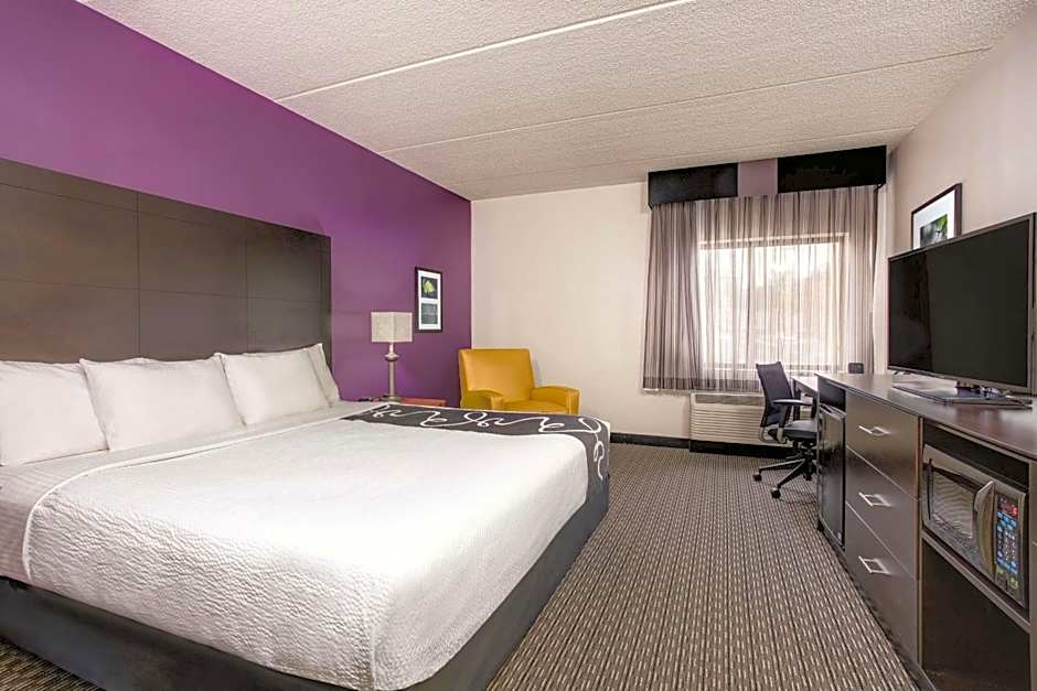 La Quinta Inn & Suites by Wyndham Atlanta Roswell
