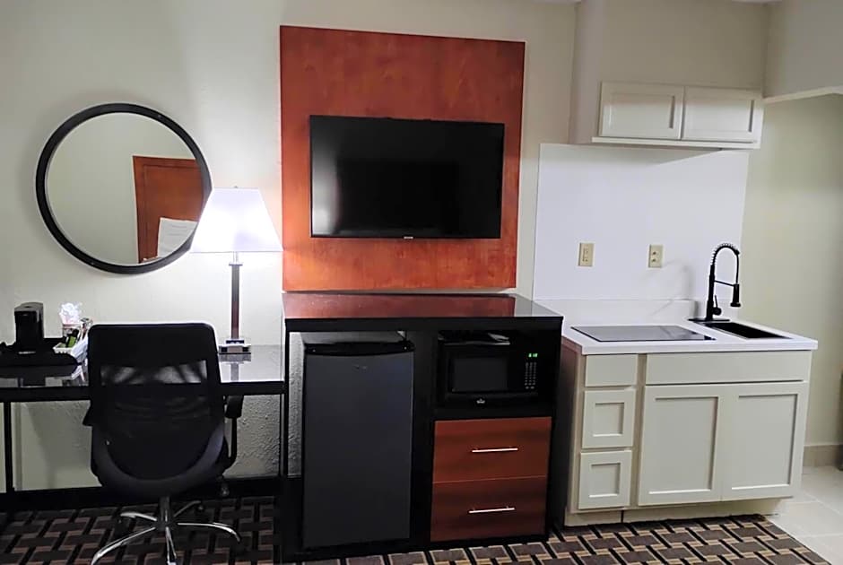 Travelodge by Wyndham Jackson I-40 Exit 82