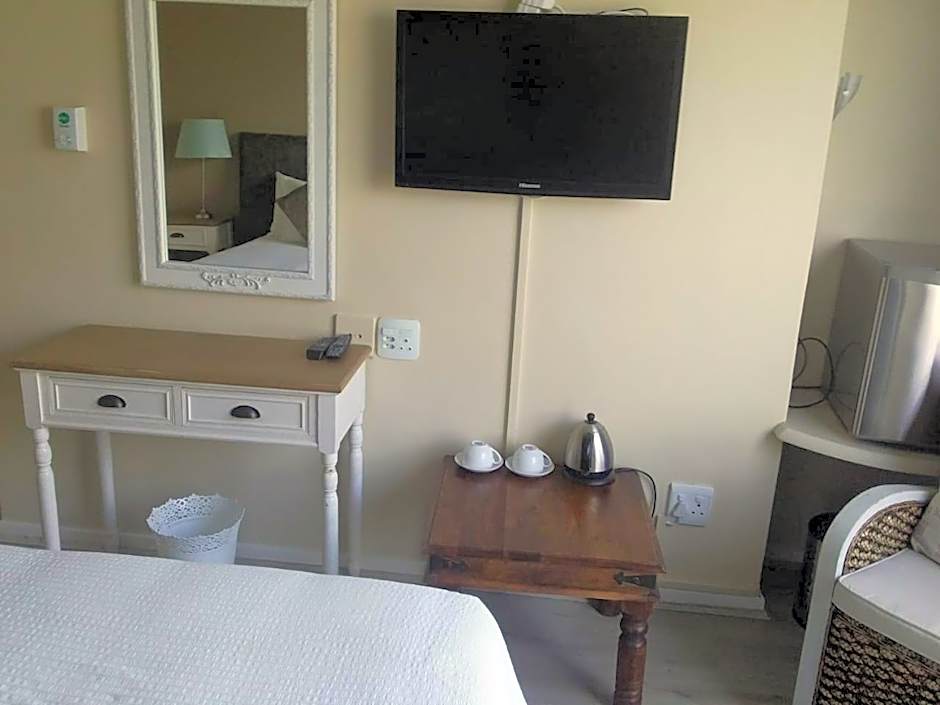 Sunset 786 Holiday Accom-212