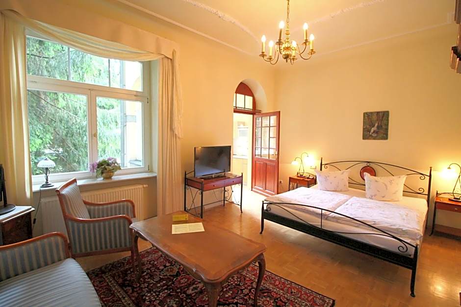 Hotel-Appartement-Villa Ulenburg