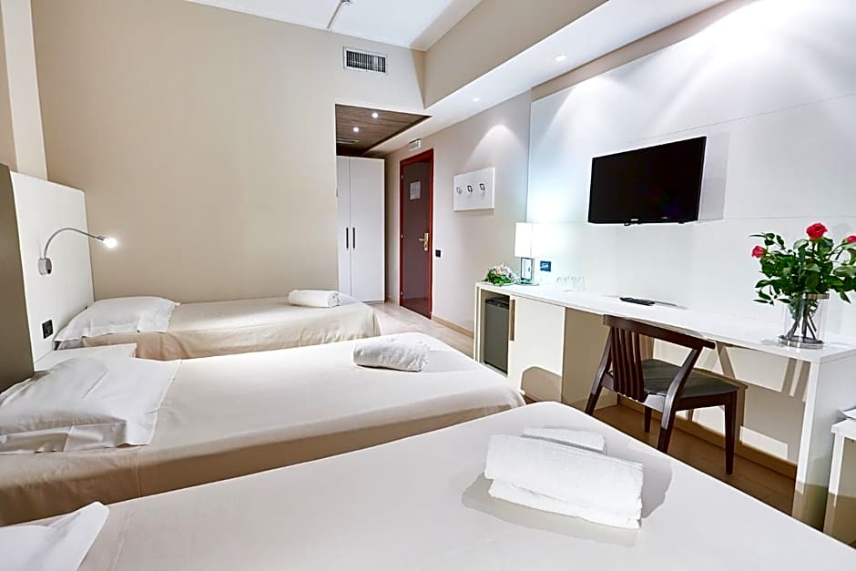 Ferretti MajesticHouse