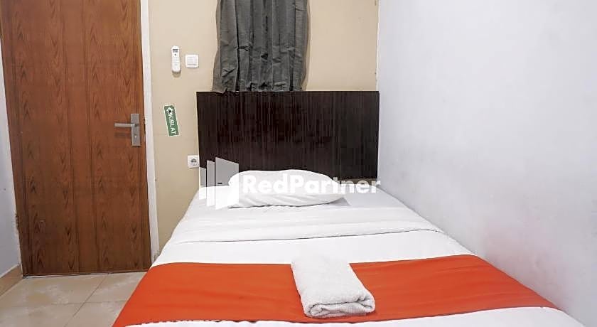 OYO 2049 Tassa Kost Syariah