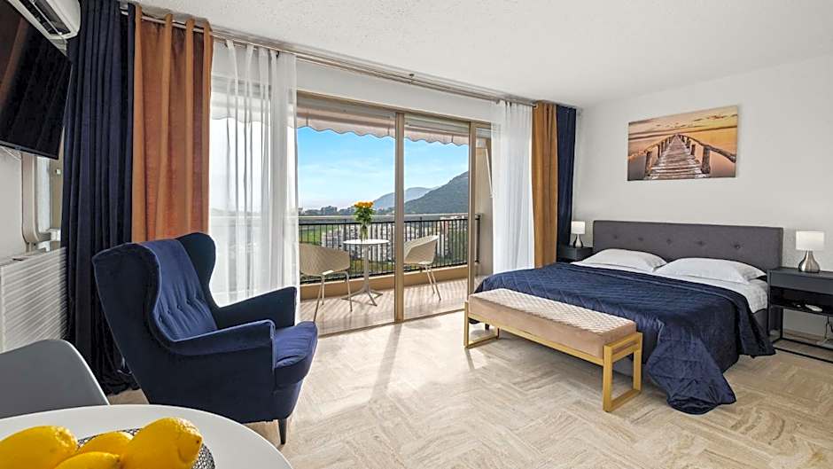 Cannes Marina Appart Hotel Mandelieu