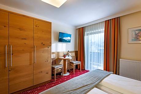 Triple Room with View