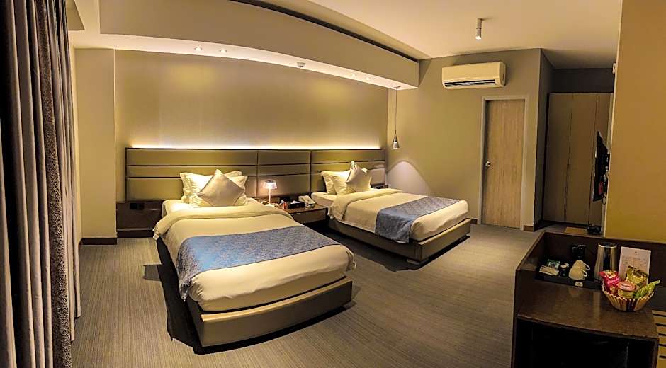 Hotel Omni Residency