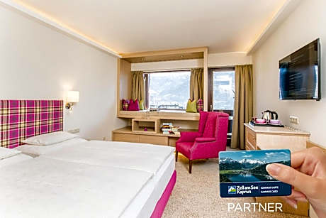 Double Room with Lake View