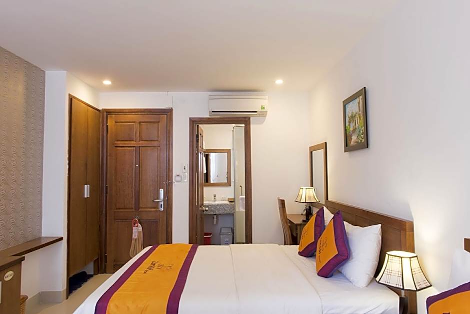 Twilight Beach Hotel