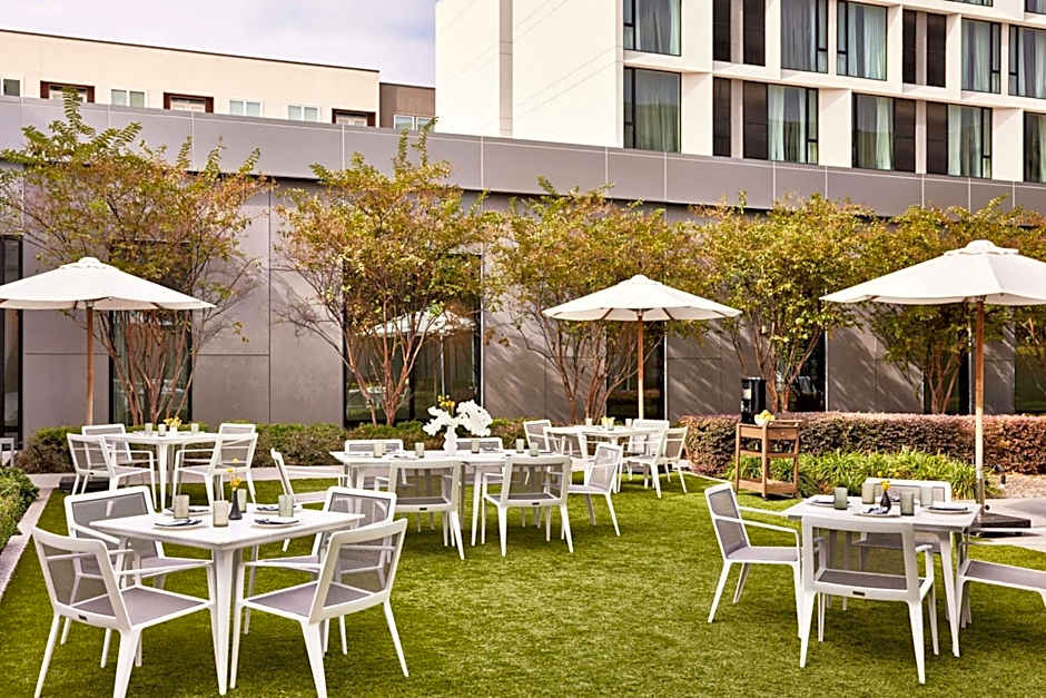 AC Hotel by Marriott Dallas by the Galleria