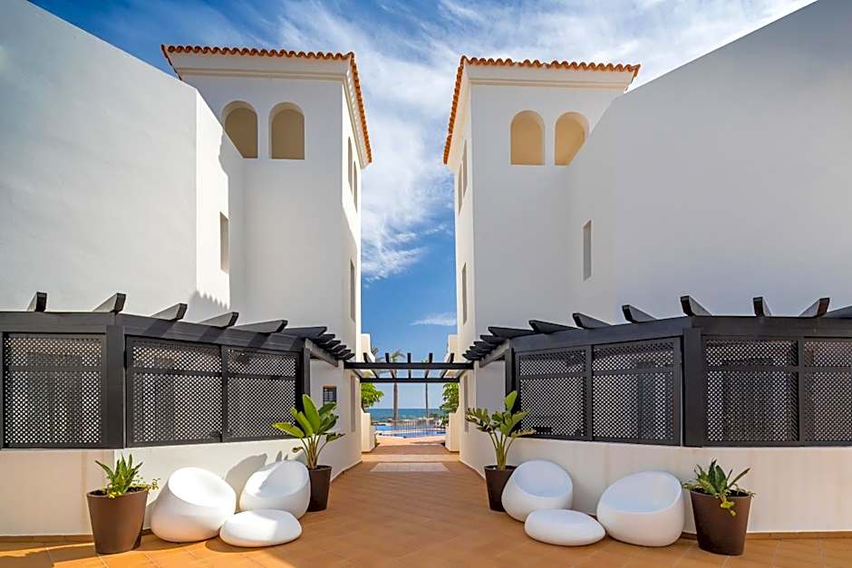 Barcelo Castillo Royal Level