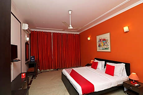 Hotel O RK Residency