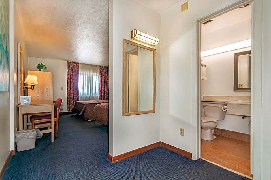 Americas Best Value Inn Austinburg