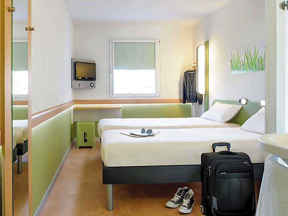 ibis budget Duisburg City am Innenhafen
