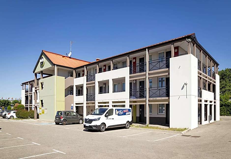 B&B HOTEL Avignon 1