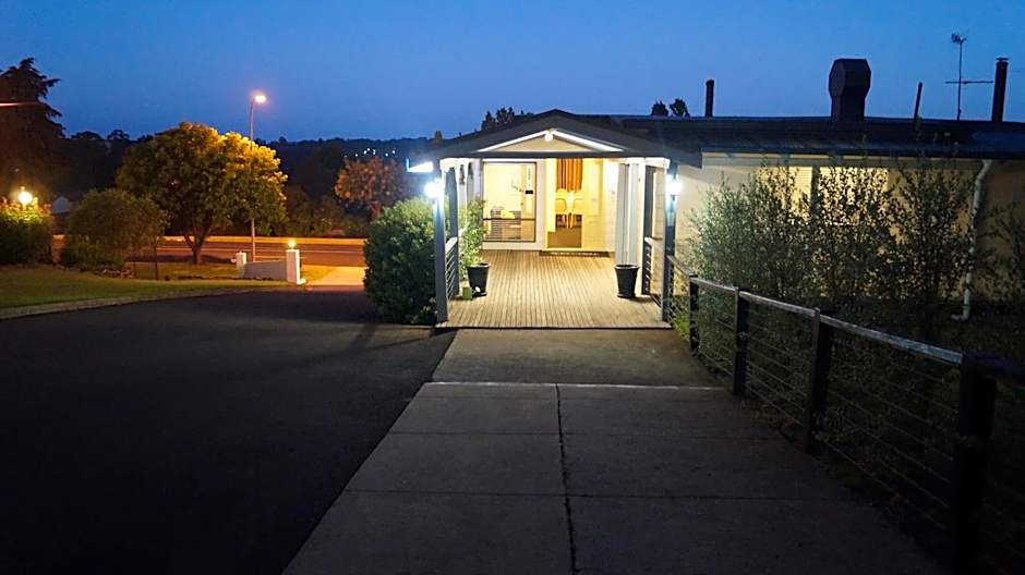 Photo 1 of 20 of Armidale Inn