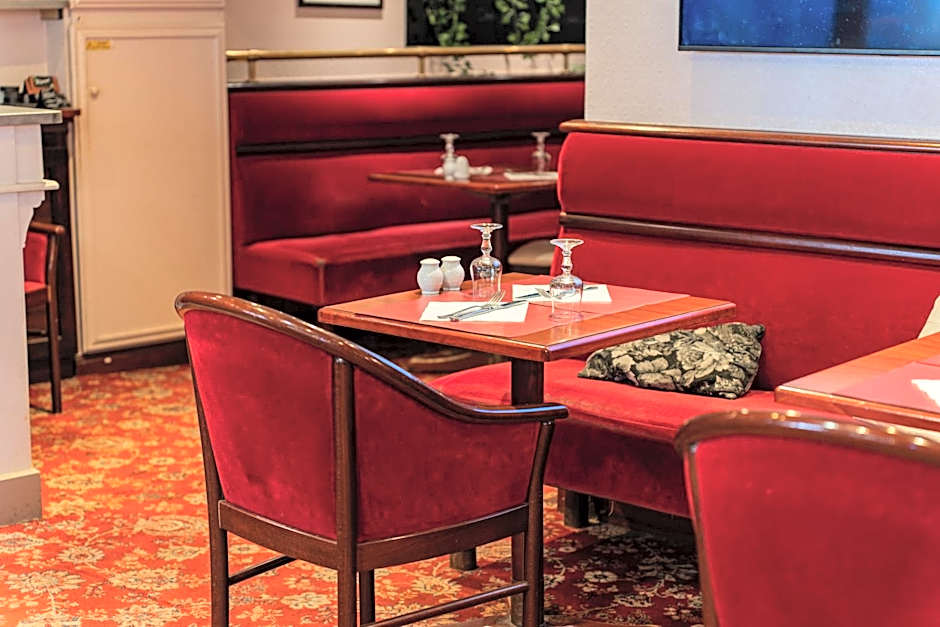 The Originals City, Hotel Le Lion d'Or, Chinon (Inter-Hotel)