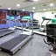 Holiday Inn Express and Suites Rochester West-Medical Center By IHG